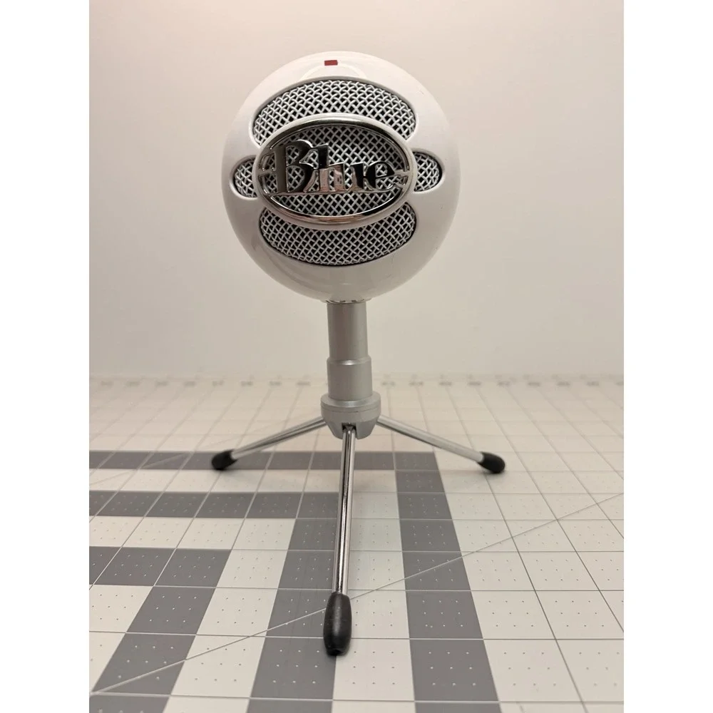 Blue Snowball iCE Condenser Microphone White with Desktop Stand - Untested